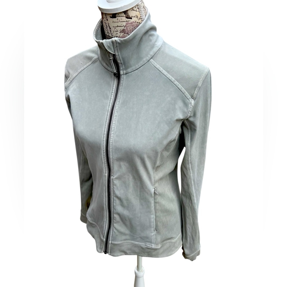 Lululemon Full Zip Cut Class Jacket - image 1